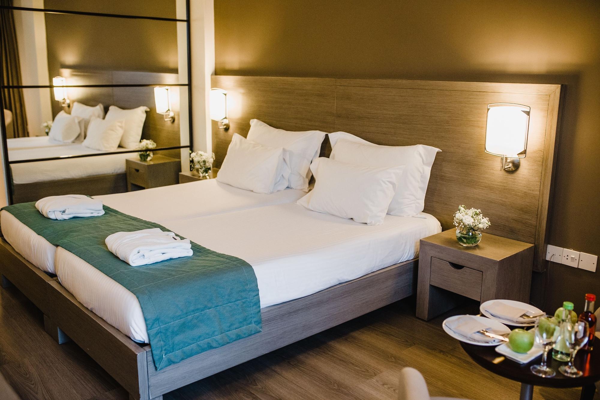 Napa Plaza (adults Only) Отель