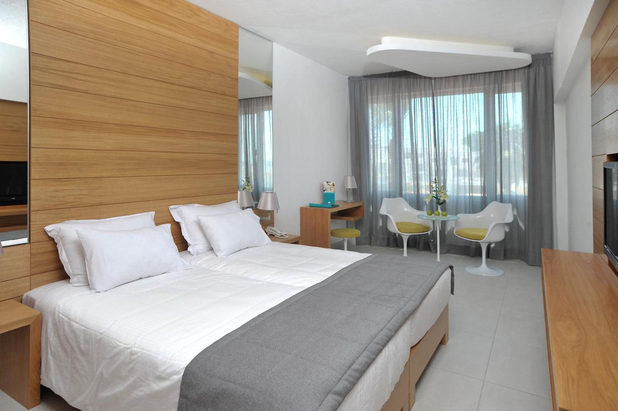 Napa Plaza (adults Only) Отель 4*