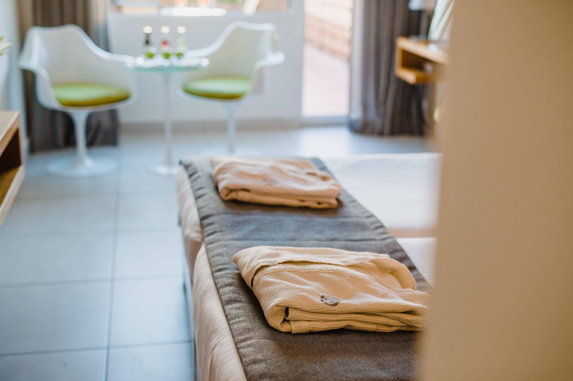 Отель Napa Plaza (adults Only) 4*